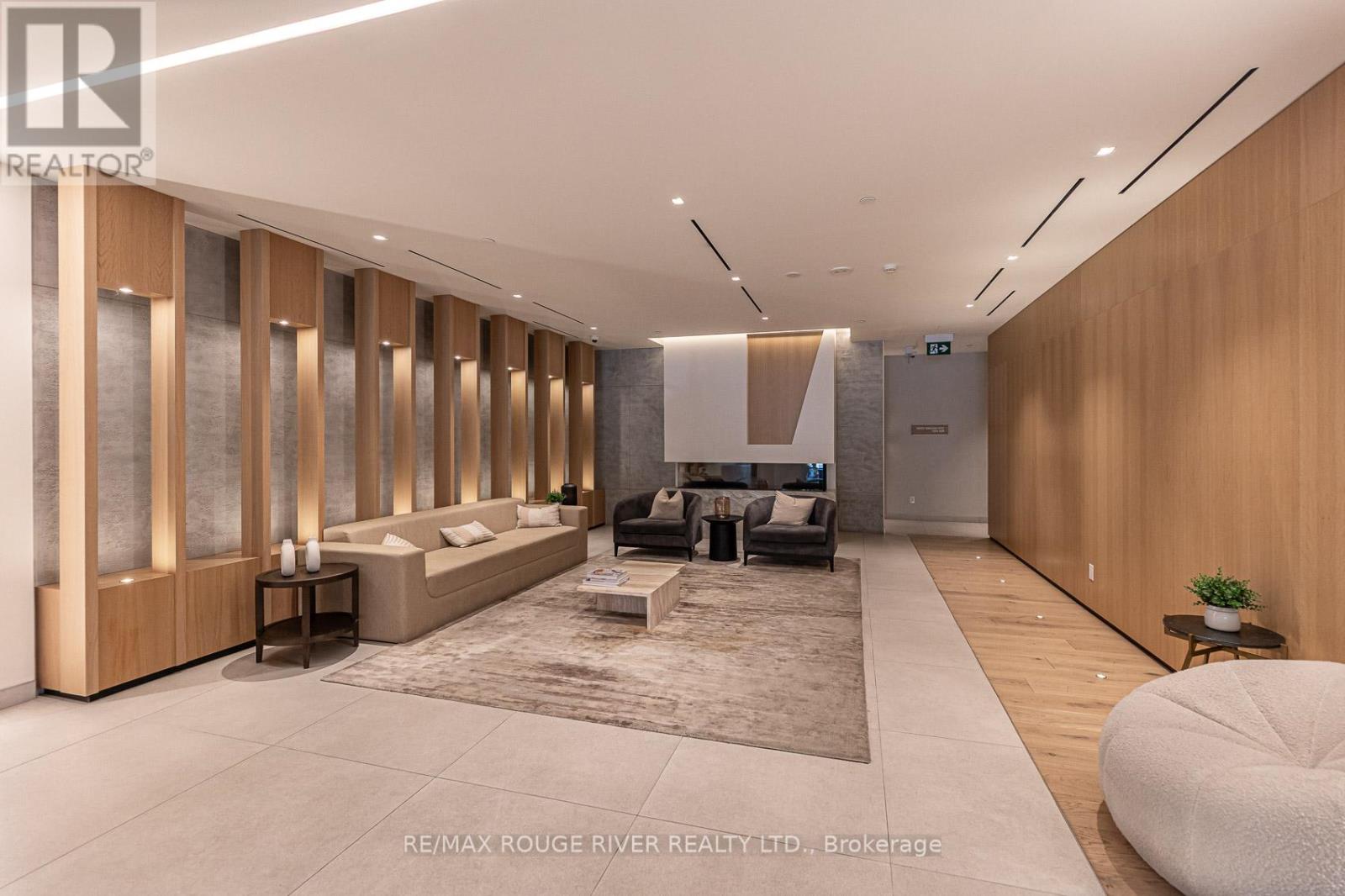 402 - 5 DEFRIES STREET