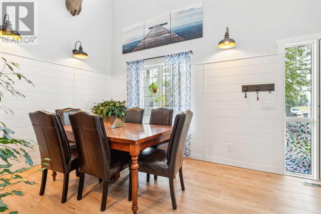 137 Chaparral Road SE