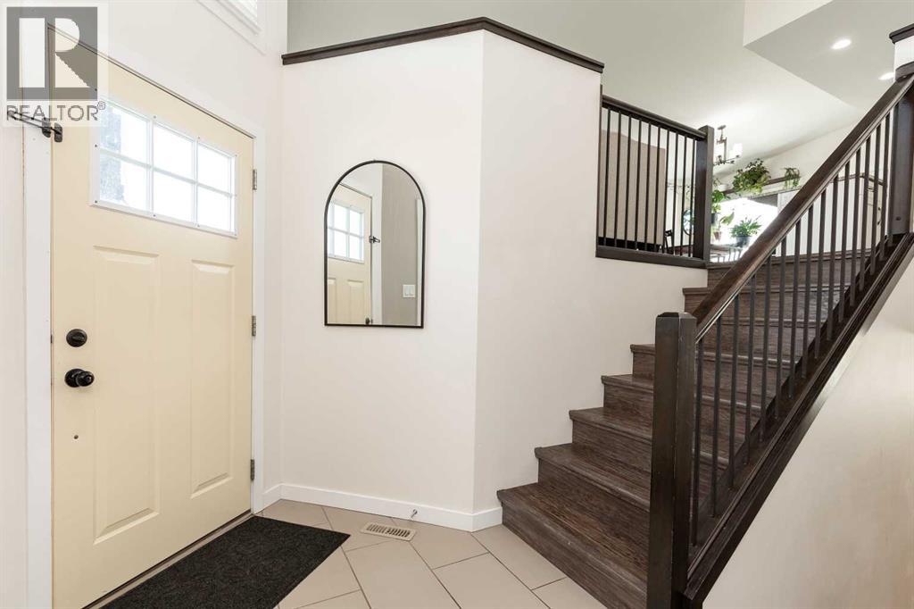 160 Firelight Way W