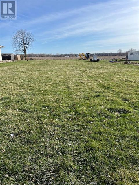 7005 Dufferin AVENUE Wallaceburg ON N8A4N3