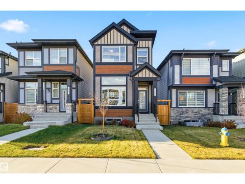 656 35 ST SW Edmonton AB T6X2Z1