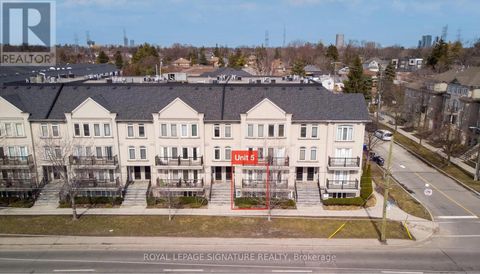 TH 5 - 118 FINCH AVENUE W Toronto (Newtonbrook West) ON M2N7G2