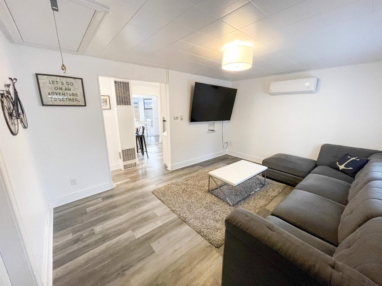 298 HEMLOCK STREET|Cultus Lake North