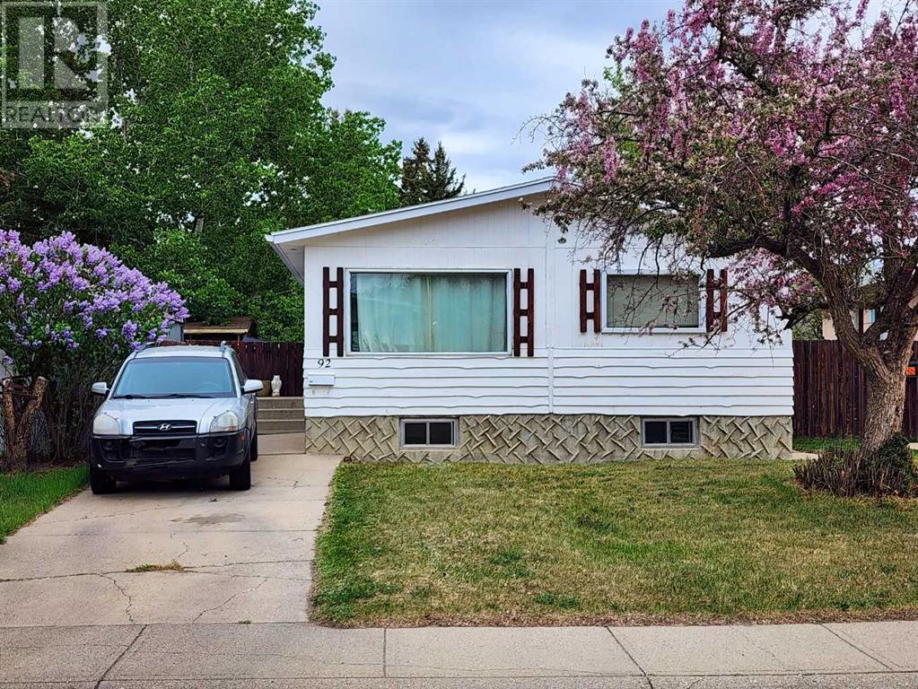92 Dalhousie Court W