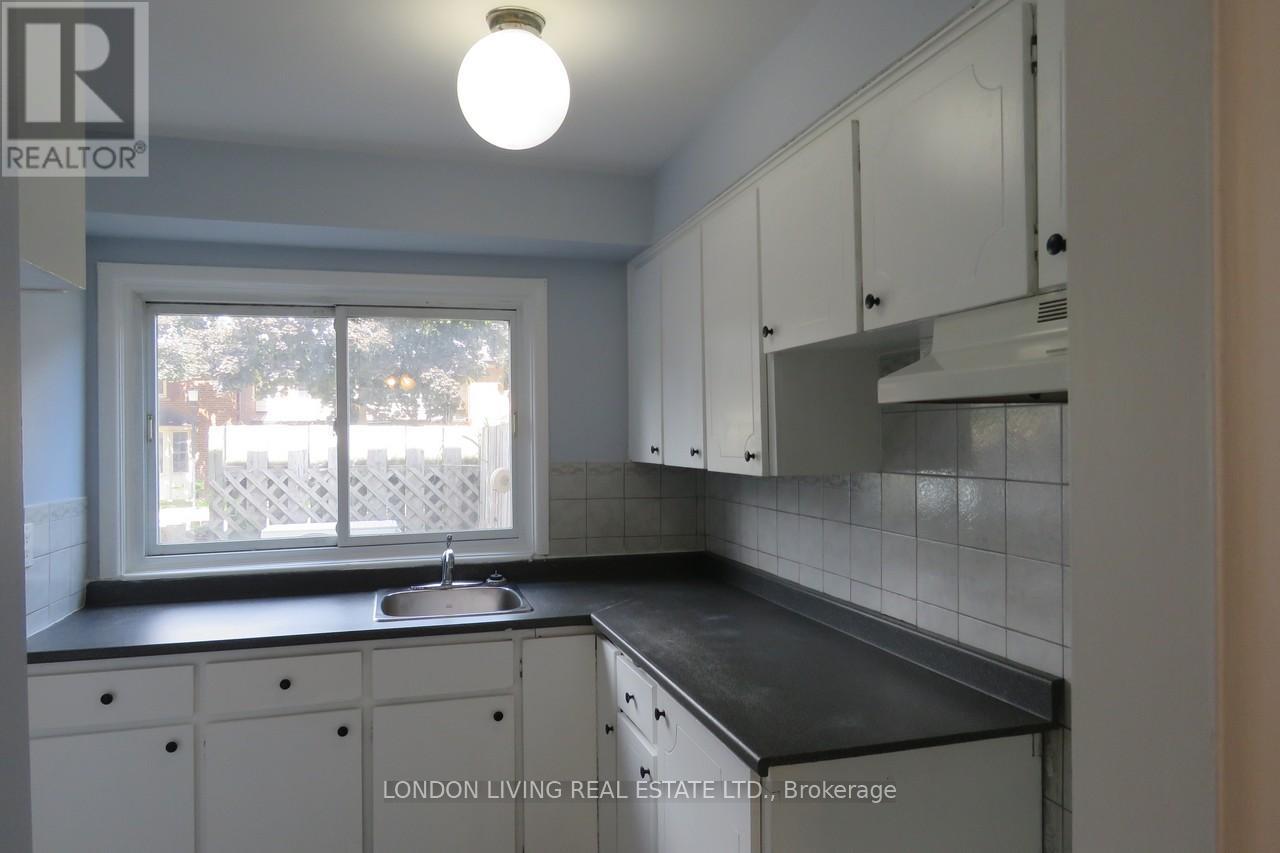 7 - 1002 KIPPS LANE