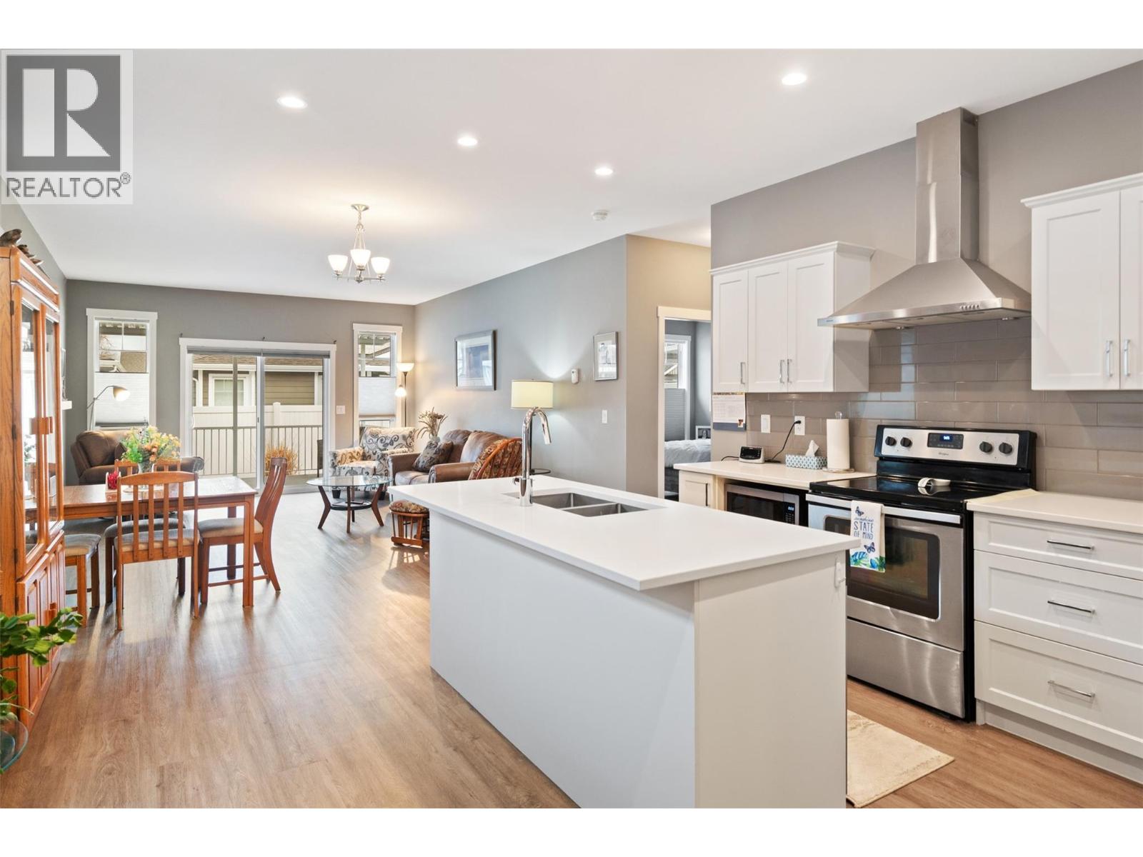 351 Warren Avenue W Unit# 42