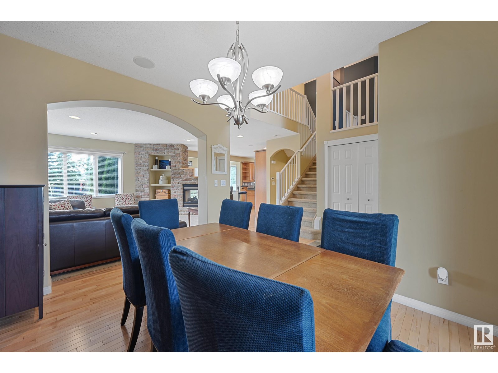1207 SUMMERSIDE DR SW