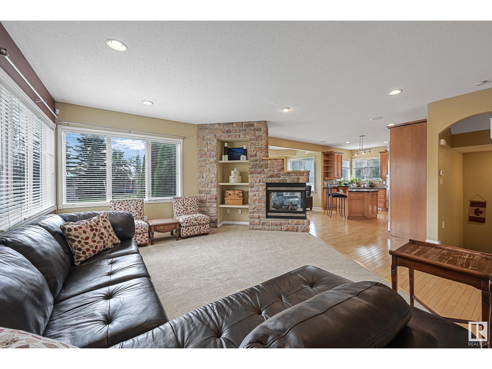 1207 SUMMERSIDE DR SW