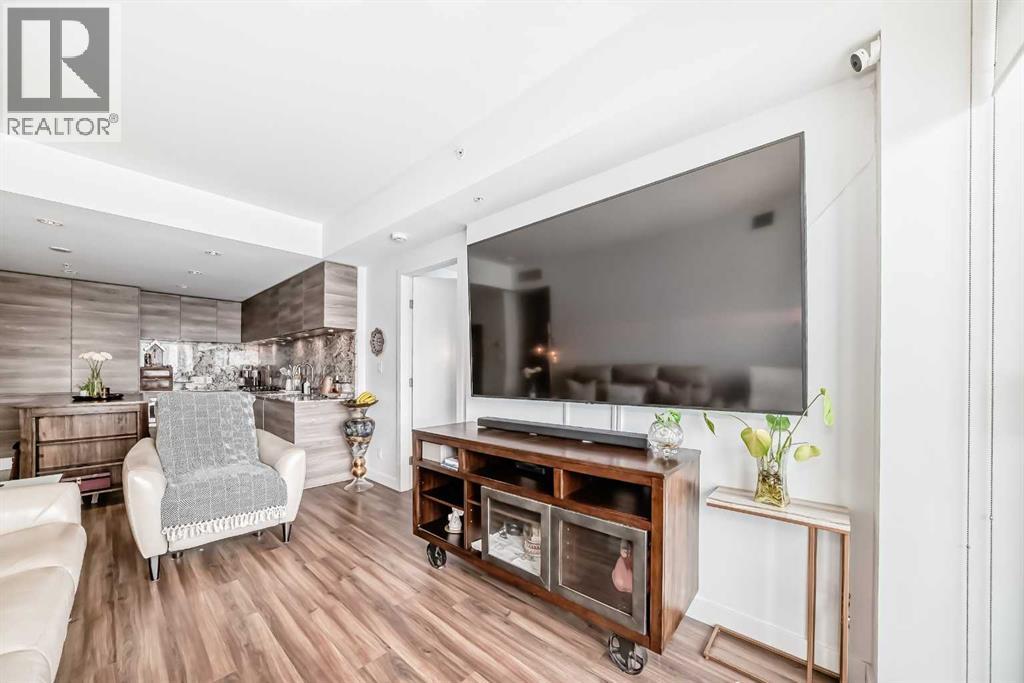 2205, 310 12 Avenue SW