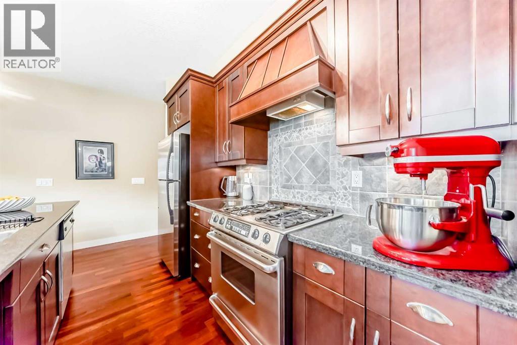 201, 1828 14 Street SW