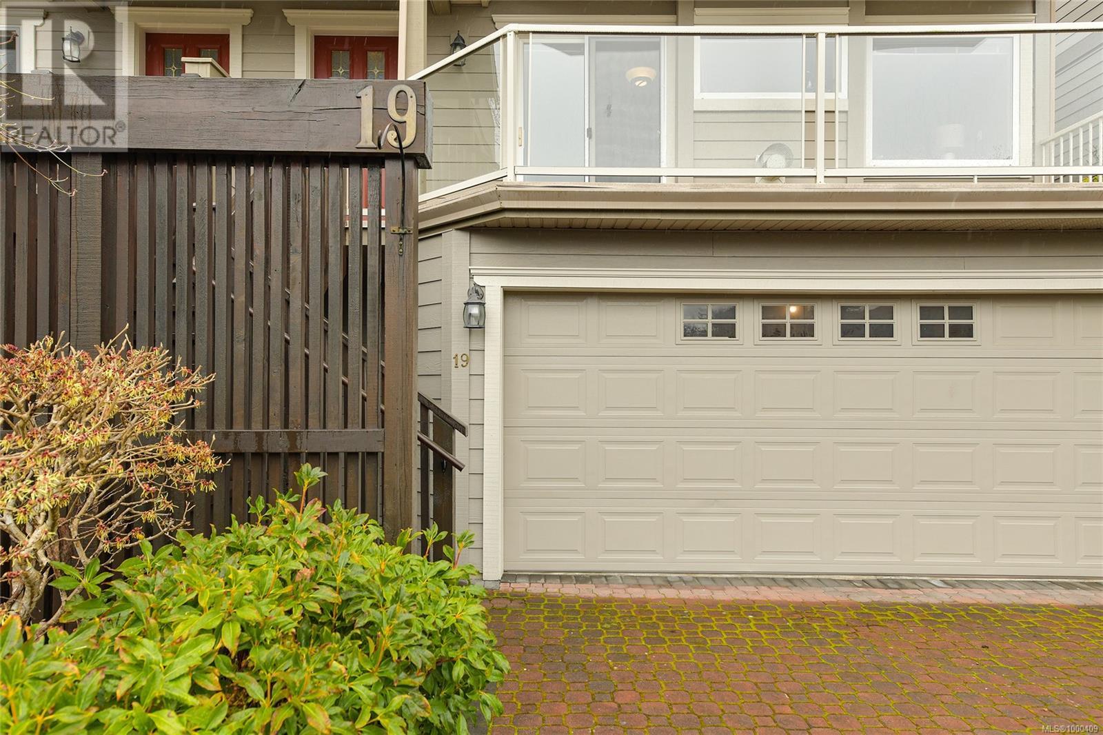 19 118 Aldersmith Pl