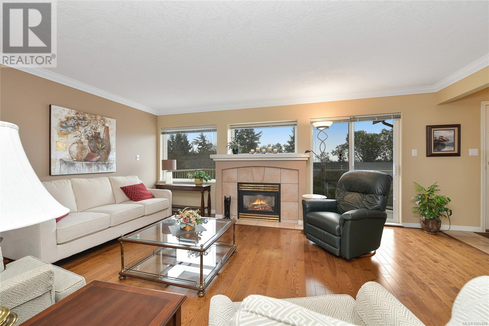 19 118 Aldersmith Pl