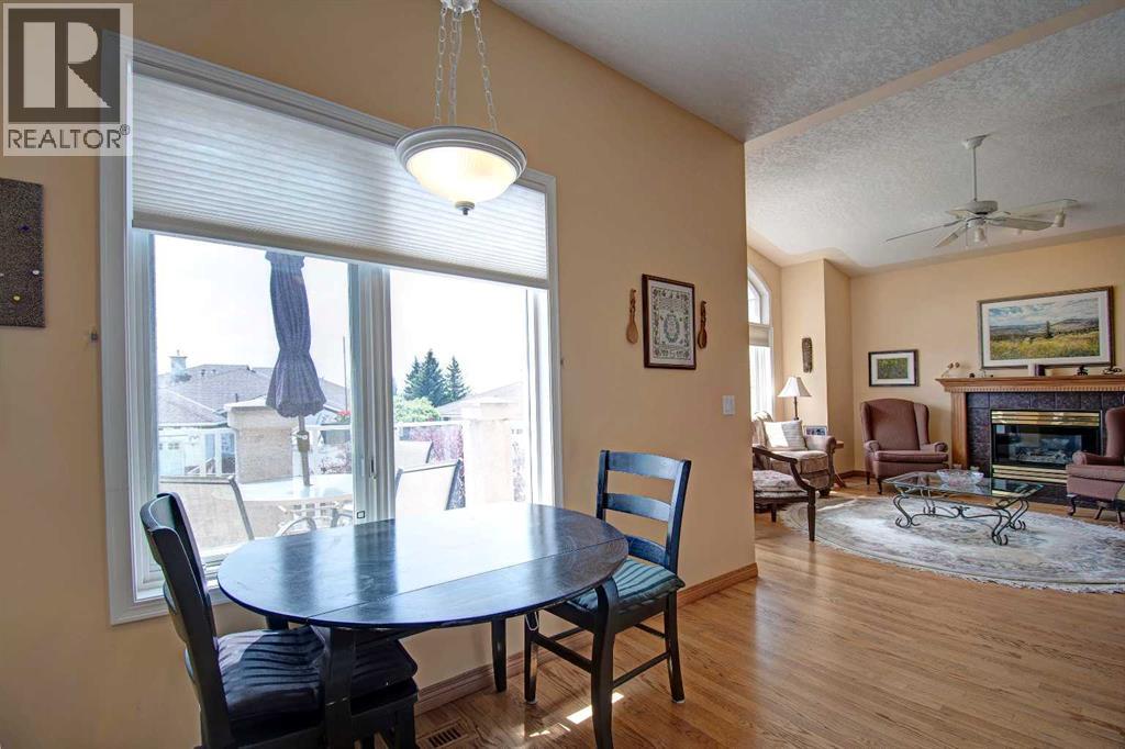 58, 99 Christie Point SW