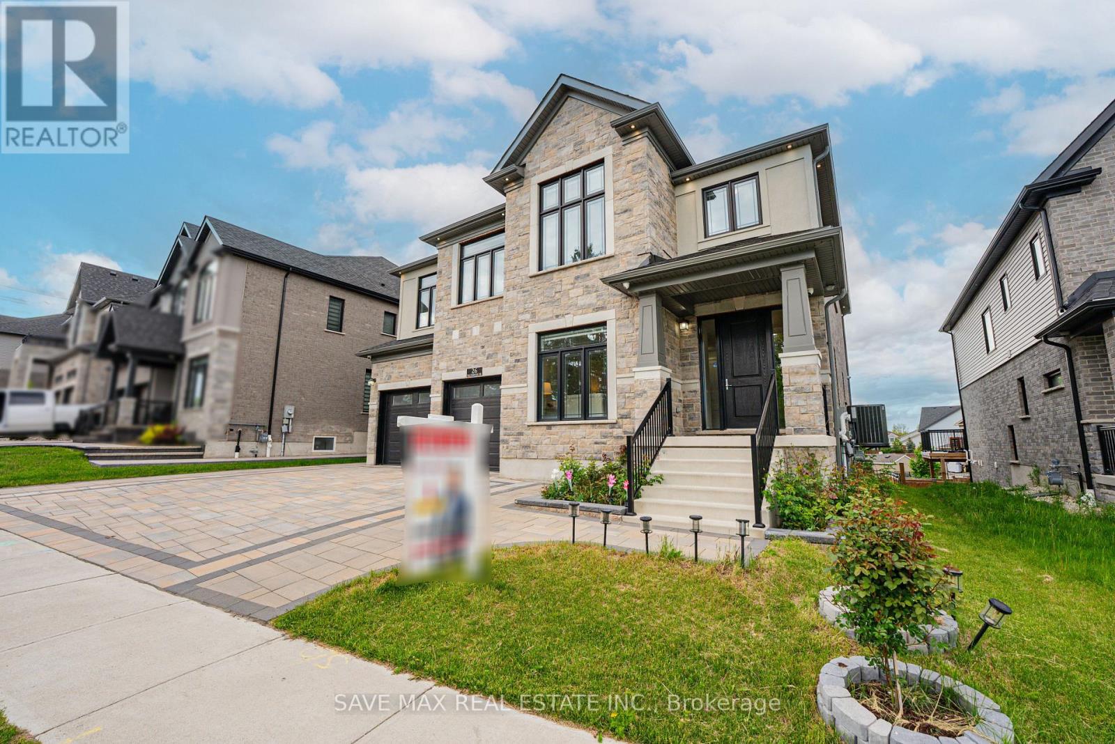26 FALCONRIDGE DRIVE