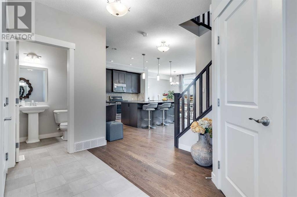 316 Legacy Heights SE