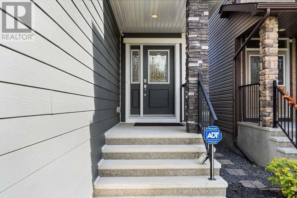 316 Legacy Heights SE