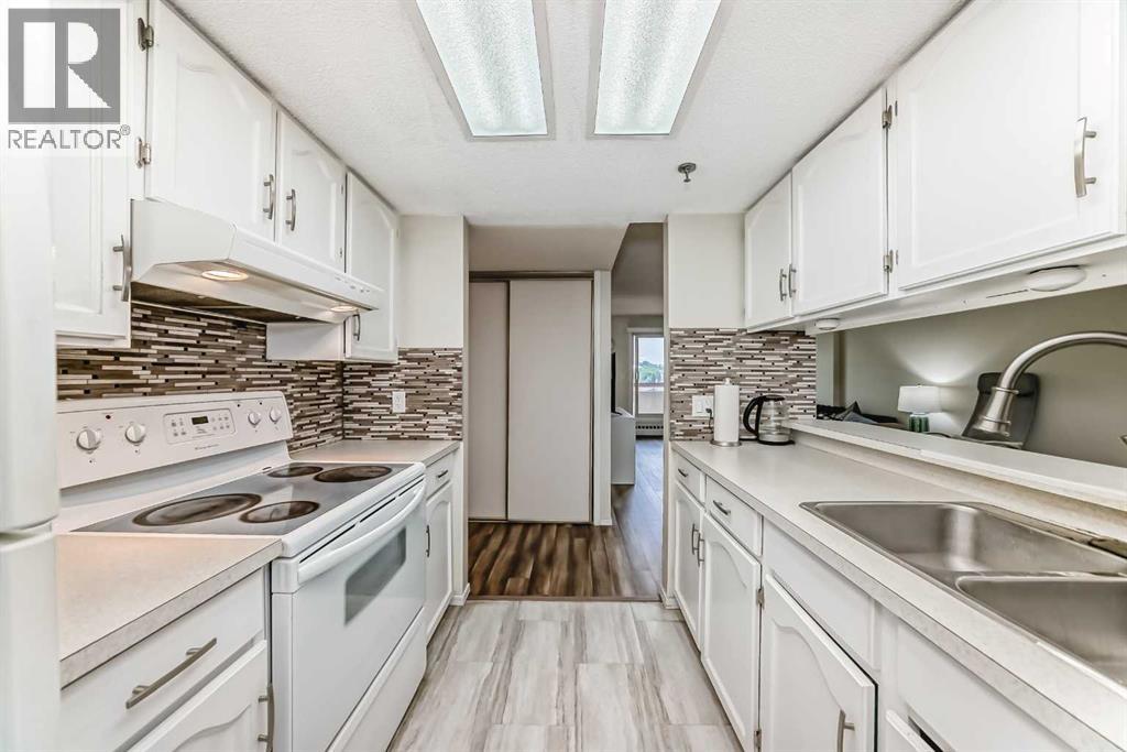306, 2011 University Drive NW