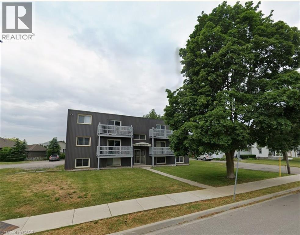 Photo 1 of 12 — 2047 MAIN Street S Unit# 4, Jarvis, ON N0A1J0