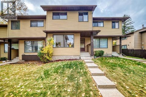 #11, 380 Bermuda Drive NW Calgary AB T3K2B2