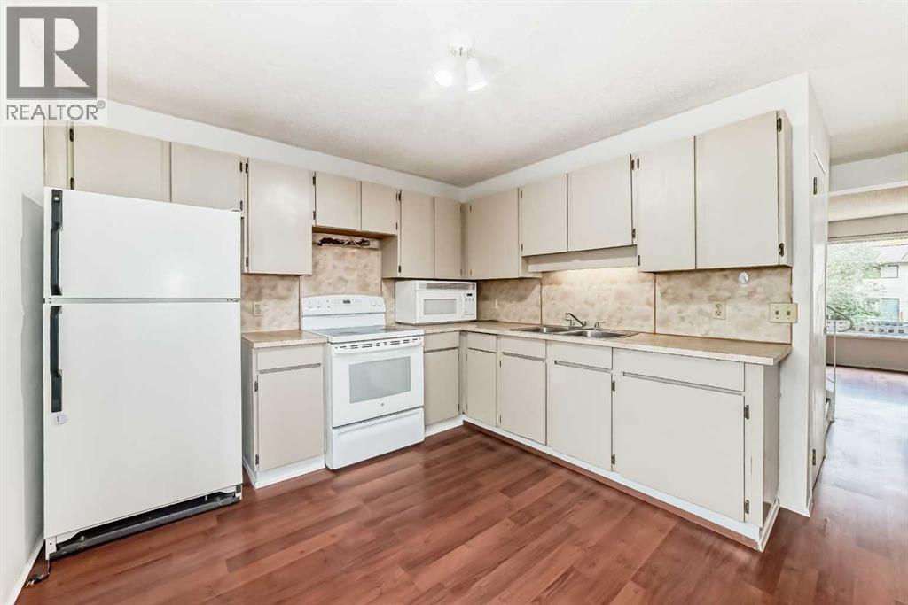 #11, 380 Bermuda Drive NW