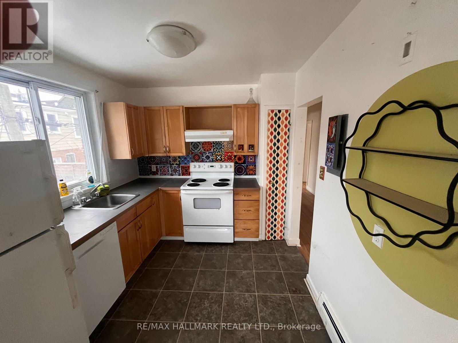 2 - 2 BELLHAVEN ROAD