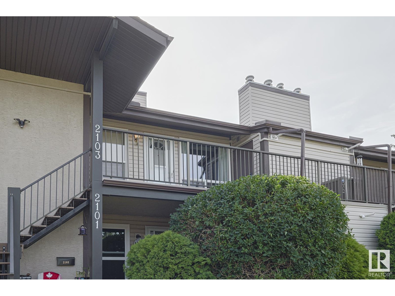 2103 SADDLEBACK RD NW NW