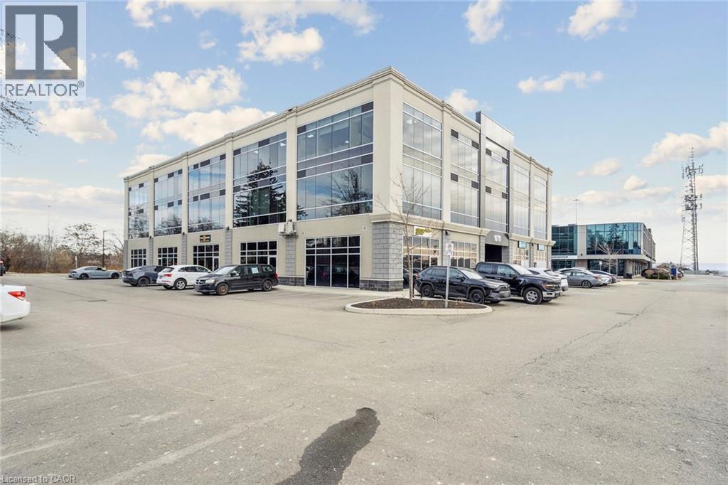 1670 NORTH SERVICE Road E Unit# 105-106