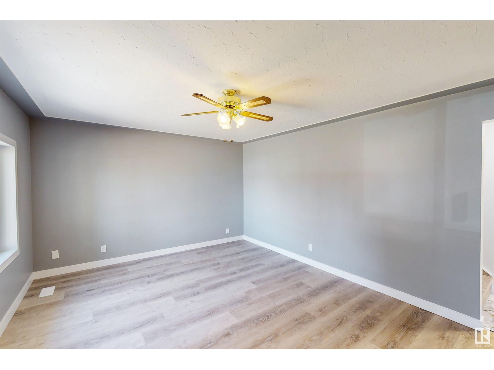12912 123A ST NW