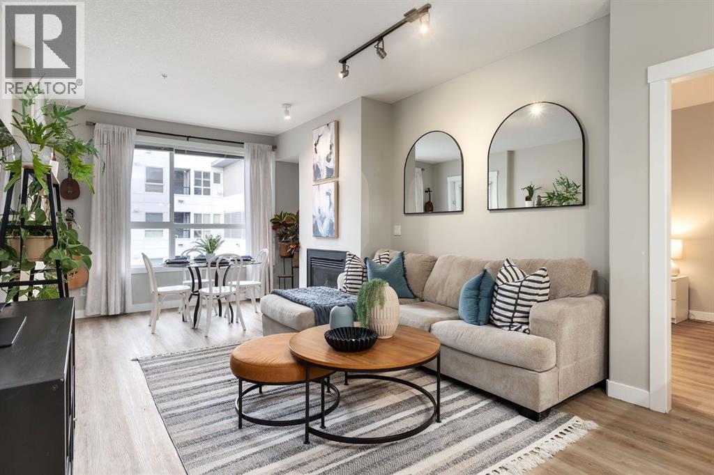 309, 880 Centre Avenue NE