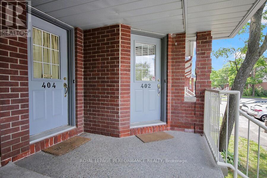402 BRISTON PRIVATE