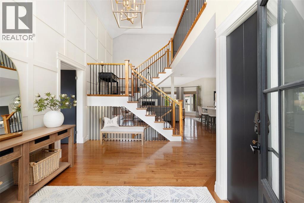 2300 LOVELL CRESCENT