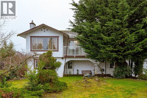 1975 Jeffree Rd Central Saanich BC V8M1K1