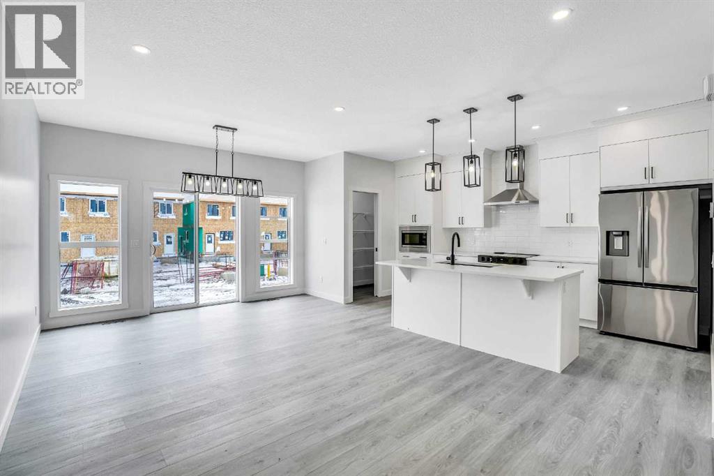 384 Homestead Grove NE