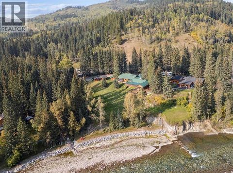 67 Bracken Point Bragg Creek AB T0L0C5