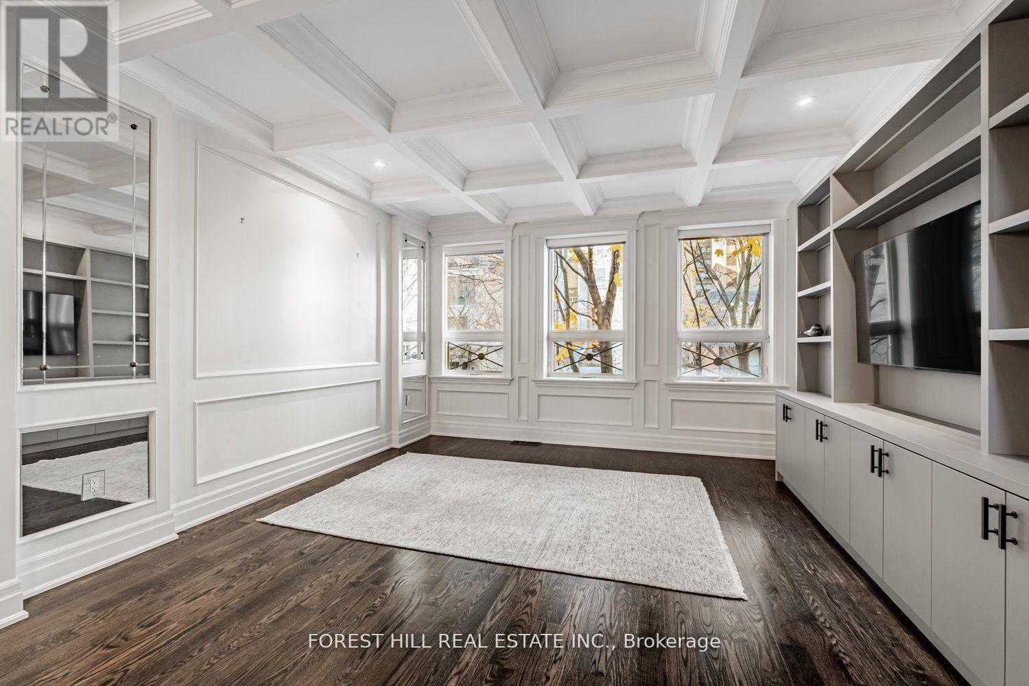 UPPER - 37 GRANBY STREET