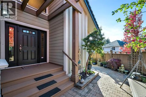 1 630 Brookside Rd Colwood BC V9C0B3