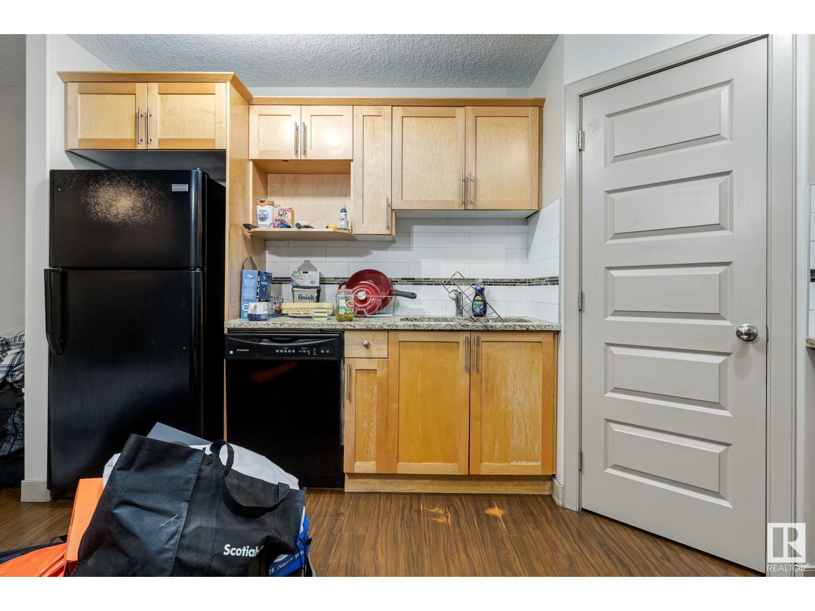 #3 1820 34 AV NW
