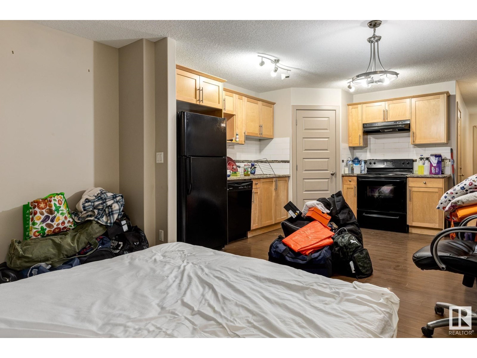 #3 1820 34 AV NW