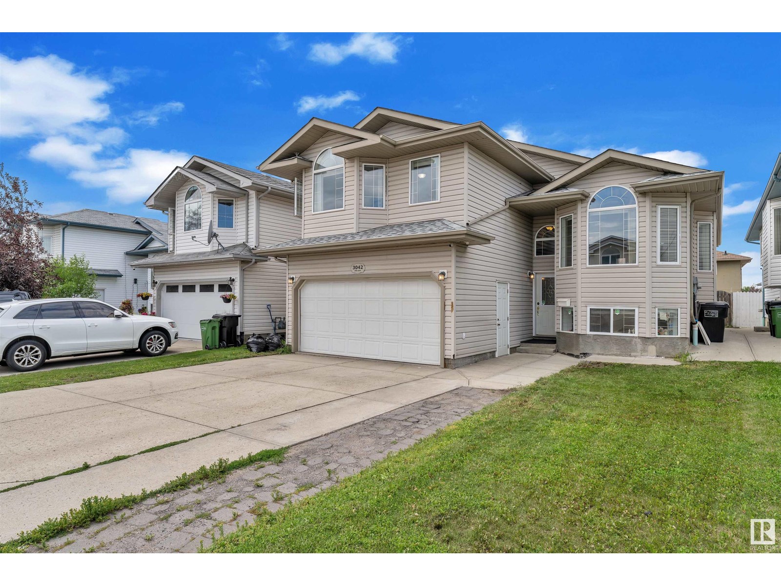 3042 34A AV NW