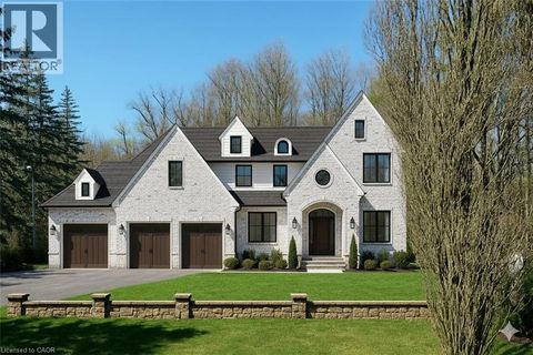 32 MAPLE HILL Drive Kitchener ON N2M2R8