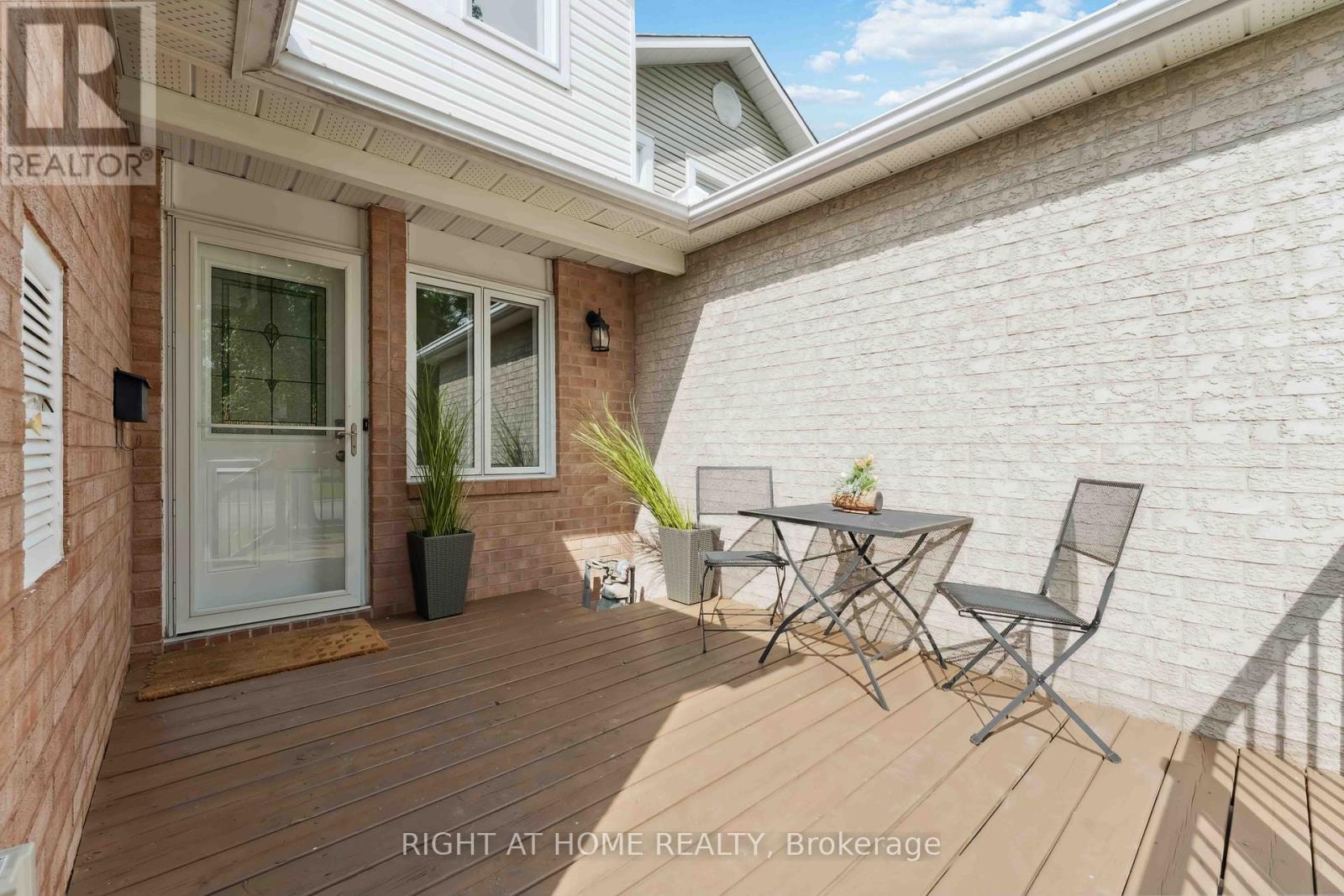 53 KIMBOLTON CRESCENT