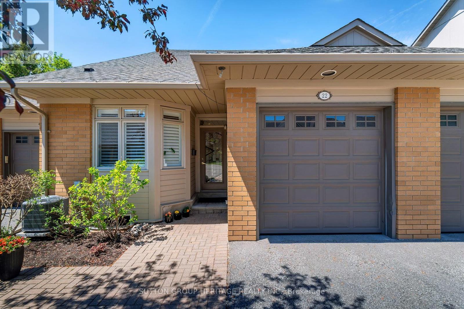22 WAVE HILL WAY