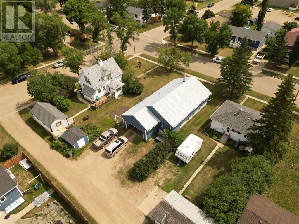 4504 49 Ave