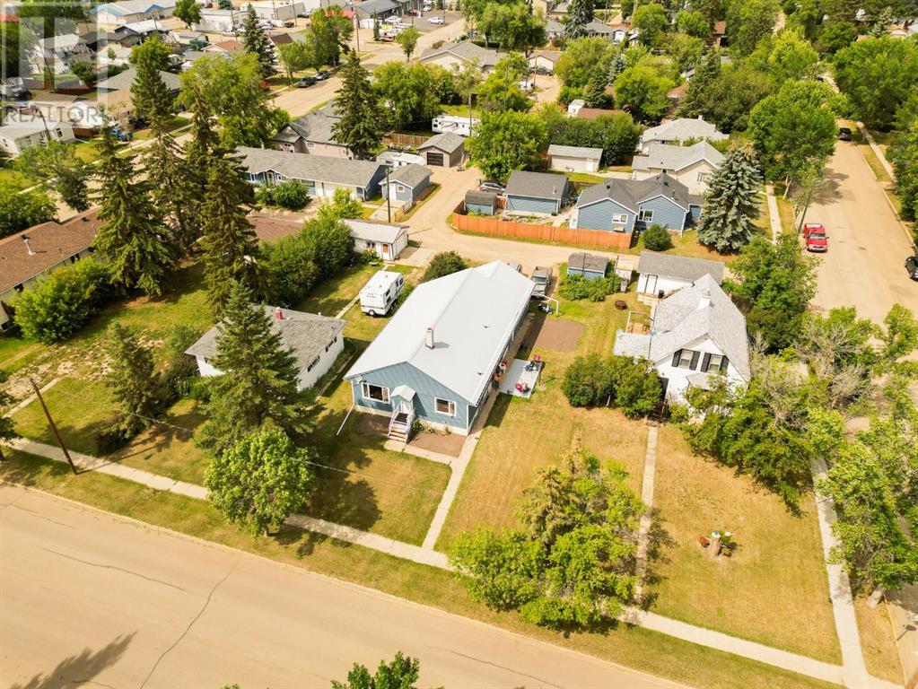 4504 49 Ave