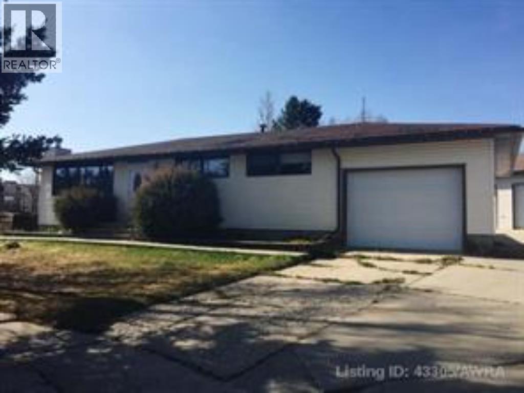 Photo 1 of 20 — 5412 Fir Crescent, Swan Hills, AB T0G2C0