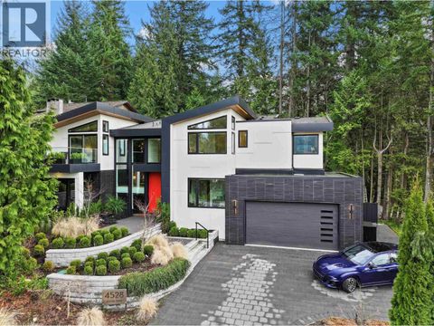 4528 SKYLINE DRIVE North Vancouver BC V7R3H1