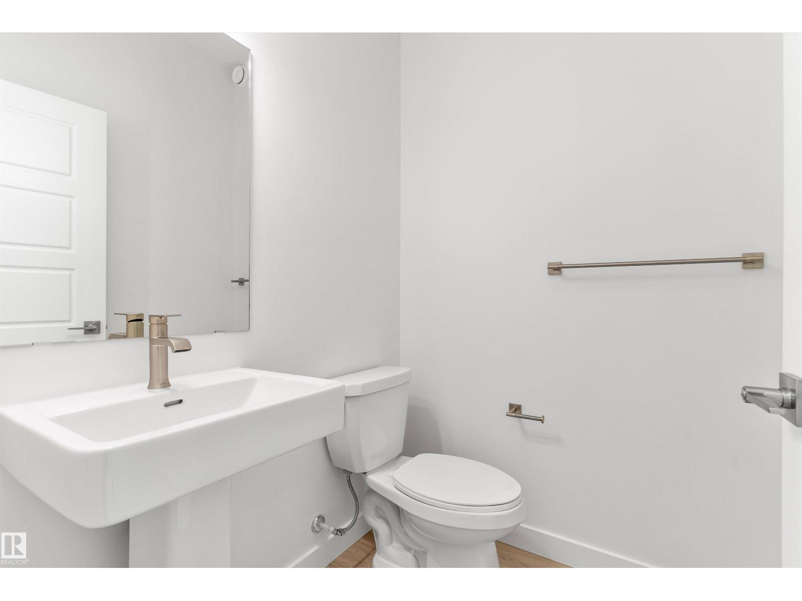 142 SOUTH RAVINES DR