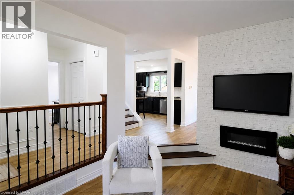 172 HIGHLAND Road W