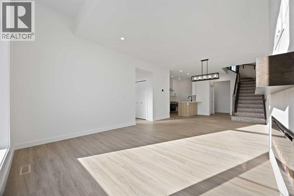 2226 Bayview Drive SW