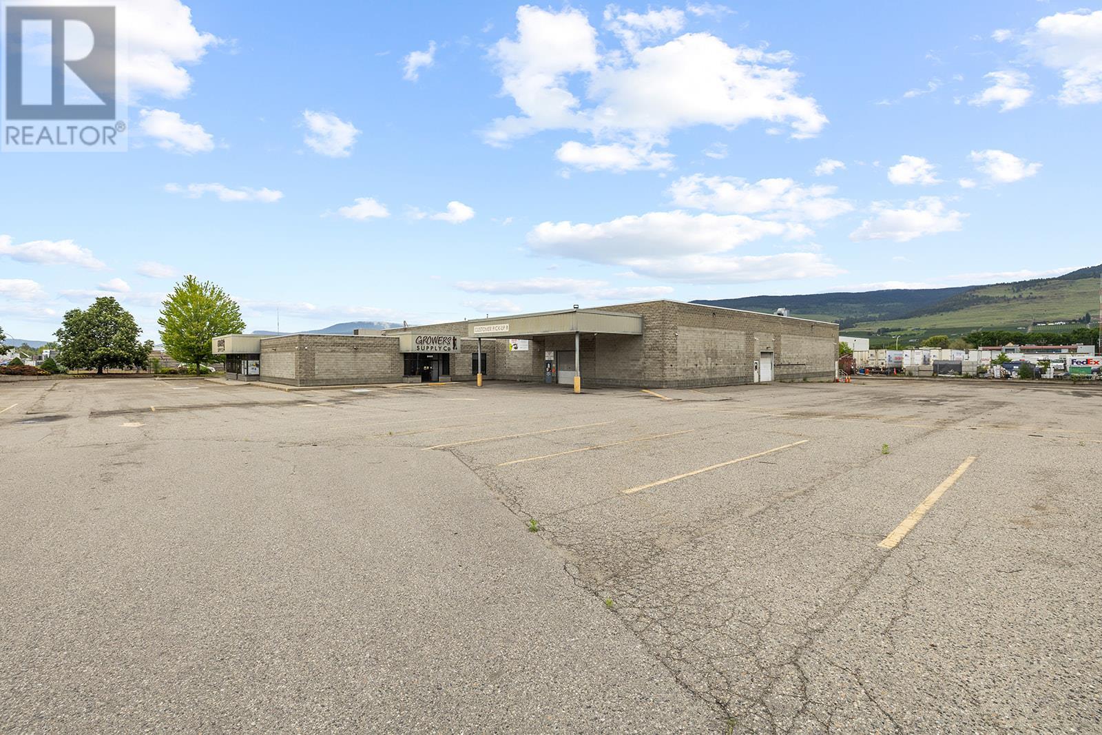 2605 Acland Road